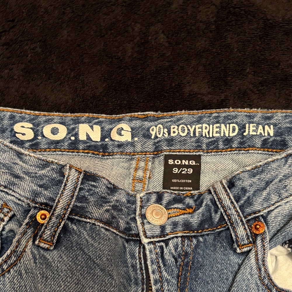 SONG Blue Boyfriend Jeans with Distressed Details - Picture 2 of 8